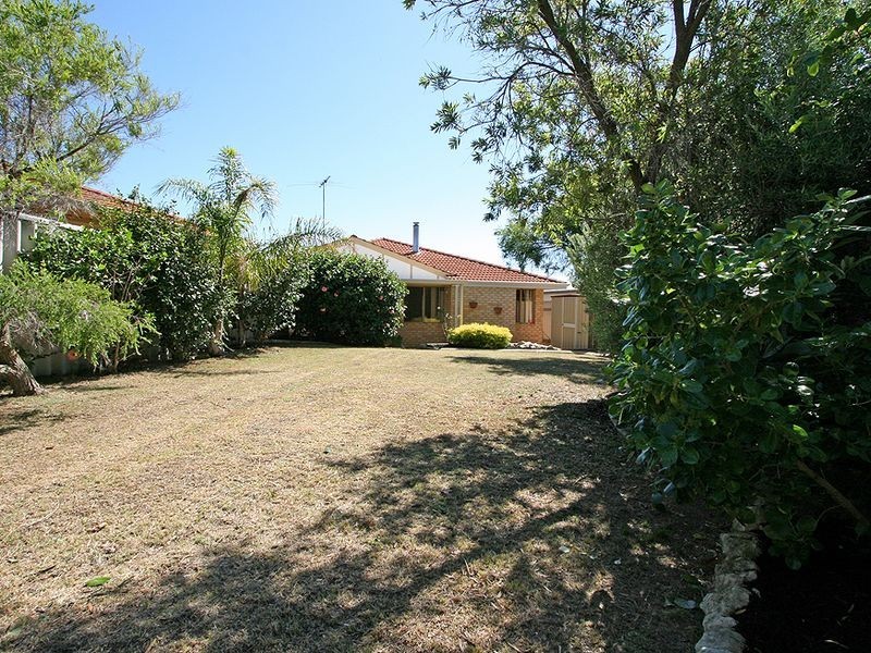 7a Mariner Place, Halls Head WA 6210