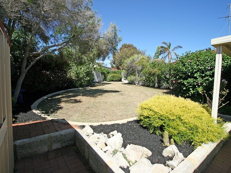 7a Mariner Place, Halls Head WA 6210