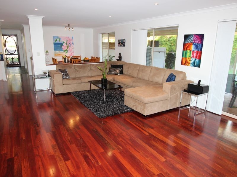 2 Dora Place, Dawesville WA 6211