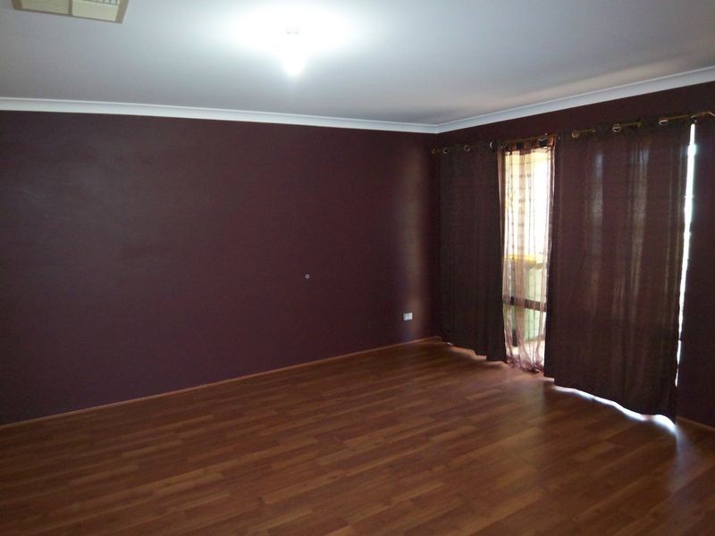 25 Teague Way, Lakelands WA 6180