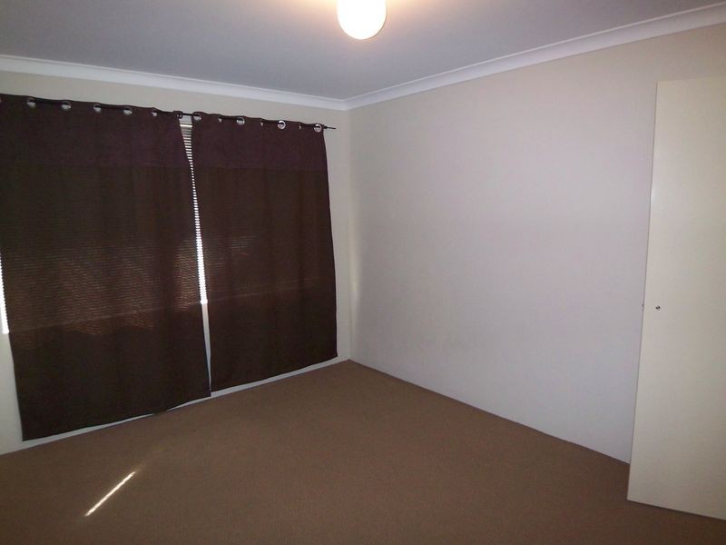 25 Teague Way, Lakelands WA 6180