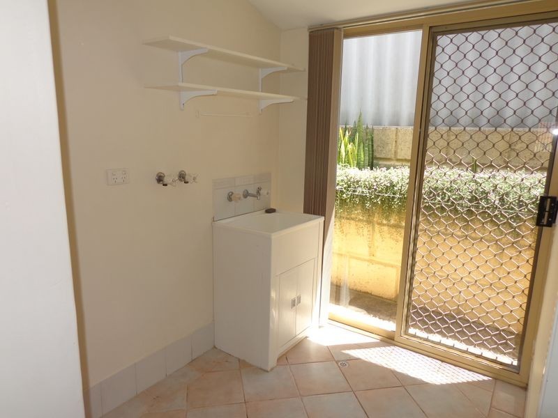 26 Casuarina Drive, Halls Head WA 6210