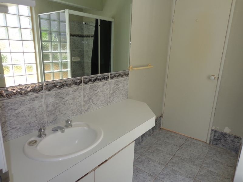 26 Casuarina Drive, Halls Head WA 6210