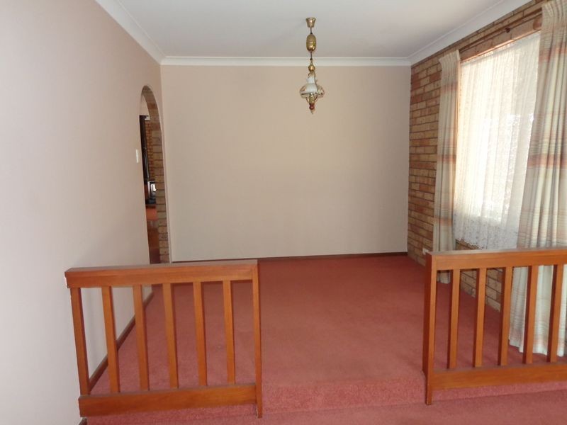 6 Volga Place, Greenfields WA 6210