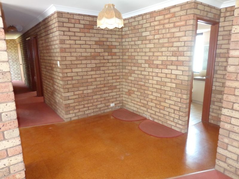 6 Volga Place, Greenfields WA 6210