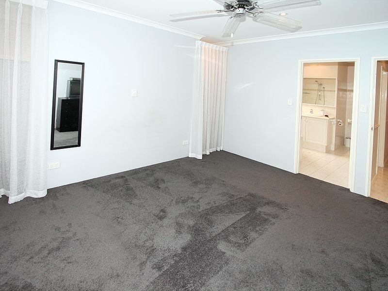 13 Starfire Close, Halls Head WA 6210