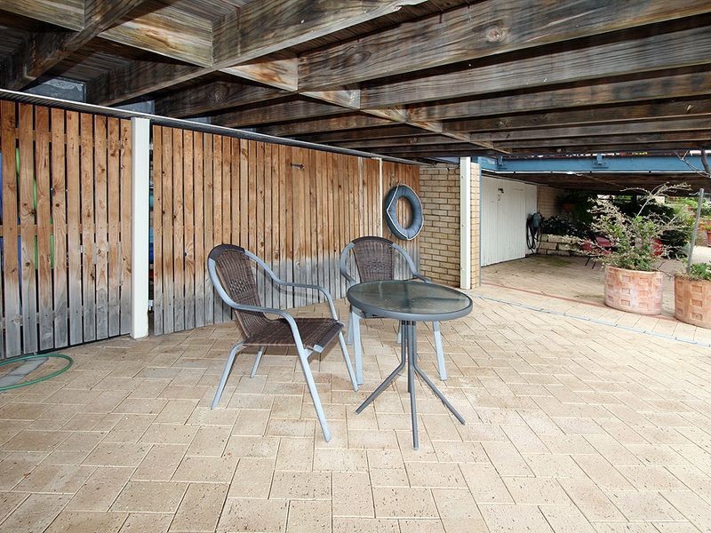 13 Starfire Close, Halls Head WA 6210