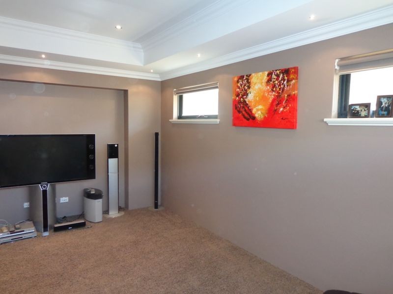 7 Tamar Break, Madora Bay WA 6210
