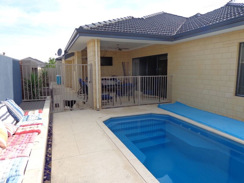7 Tamar Break, Madora Bay WA 6210