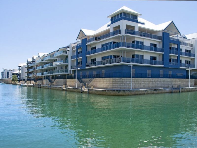 6/7 Florian Mews, Mandurah WA 6210