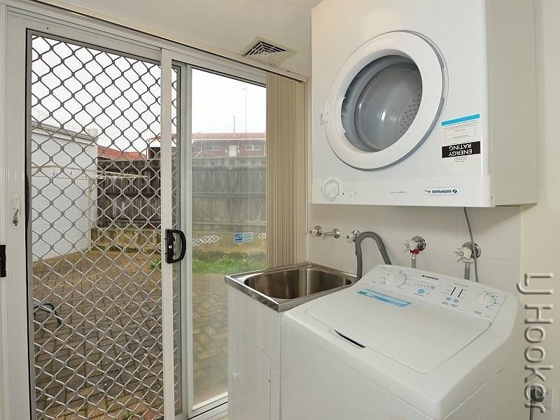 8/3 Leslie Street, Dudley Park WA 6210