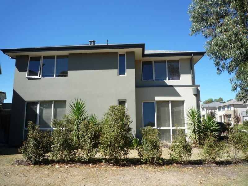 4 Tylney Loop, Meadow Springs WA 6210