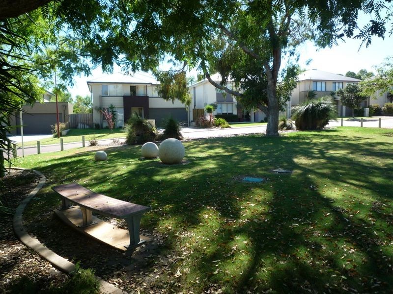 4 Tylney Loop, Meadow Springs WA 6210