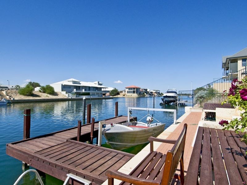 102 Avocet Island Quays, Wannanup WA 6210