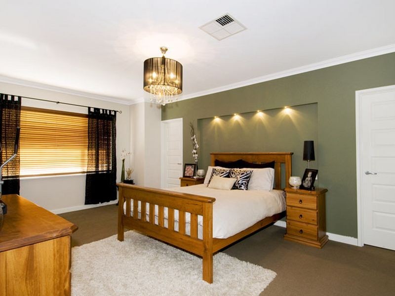 2 Chestnut Rise, Halls Head WA 6210