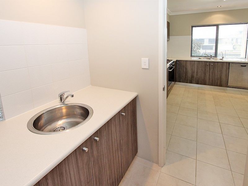 10 Cormorant Key, Wannanup WA 6210