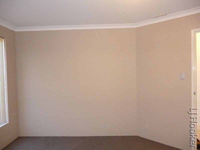 60 Catalina Drive, Lakelands WA 6180