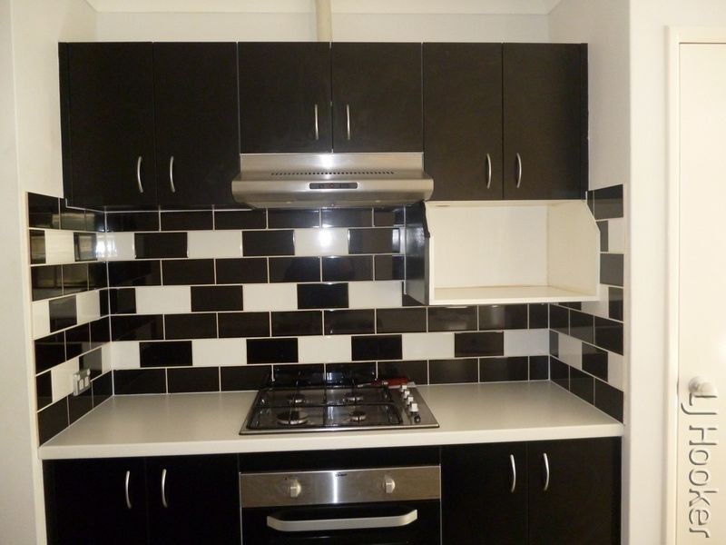 60 Catalina Drive, Lakelands WA 6180