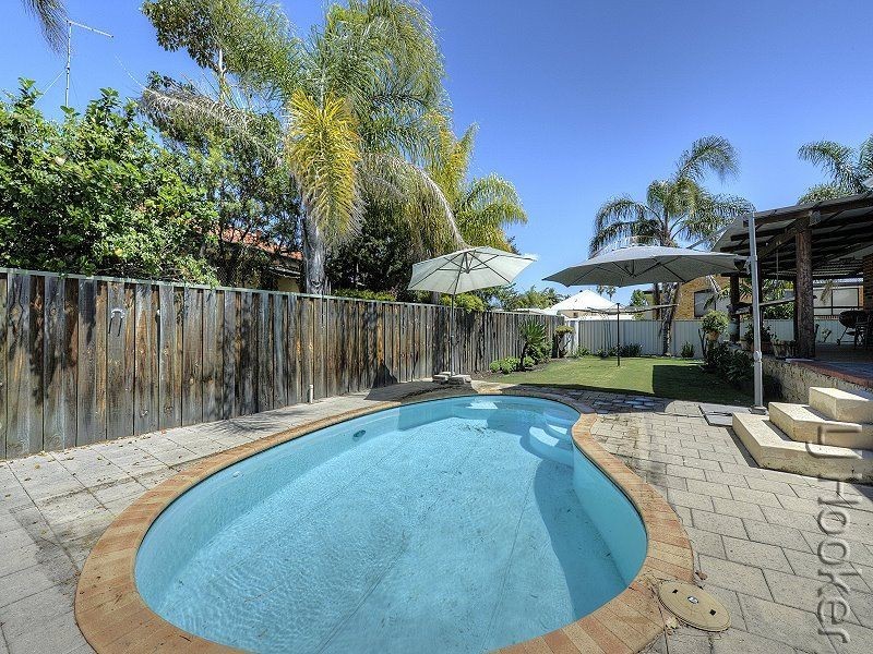 4 Allambi Way, South Yunderup WA 6208