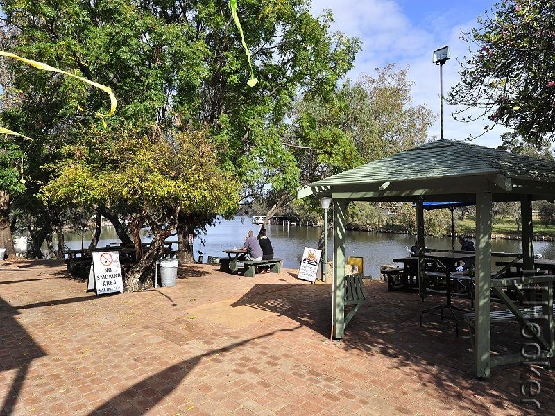 4 Allambi Way, South Yunderup WA 6208