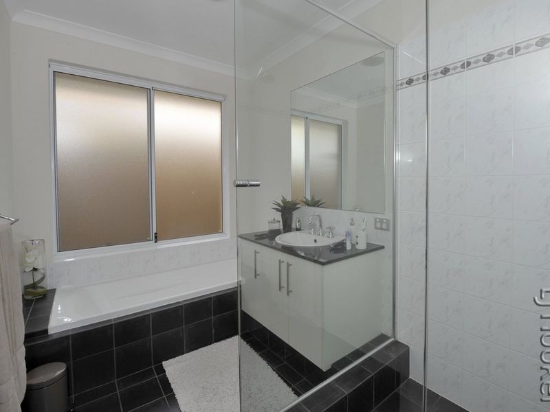 50 Skylark Loop, Erskine WA 6210