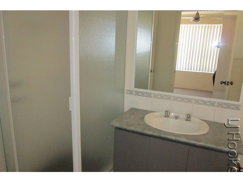 3/5 Cambridge Drive, Greenfields WA 6210