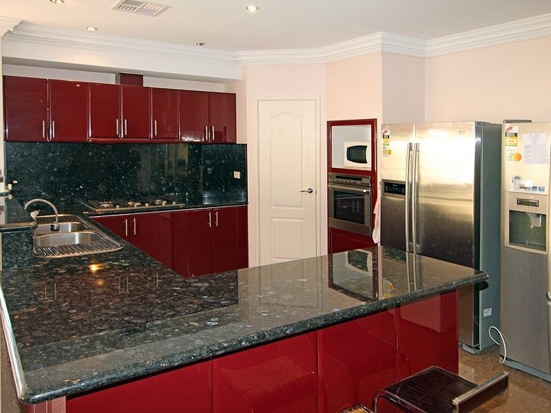 18 Drosera Turn, Halls Head WA 6210