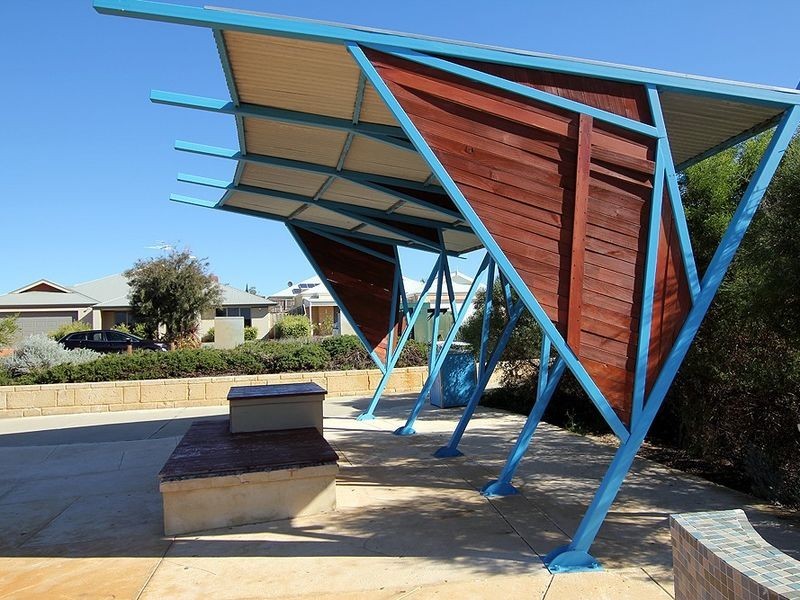 18 Drosera Turn, Halls Head WA 6210