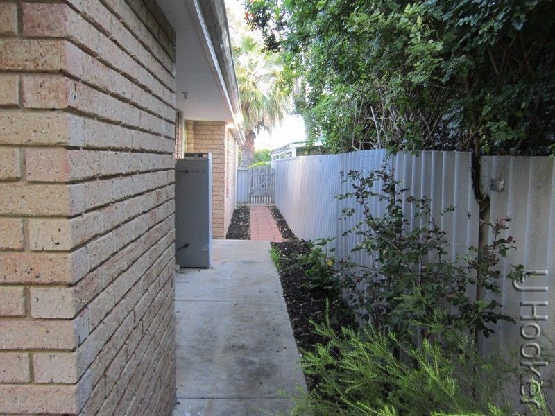 5 Dundas Place, Greenfields WA 6210