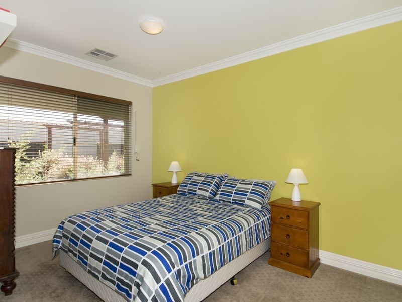 44 Grandmere Parade, Meadow Springs WA 6210