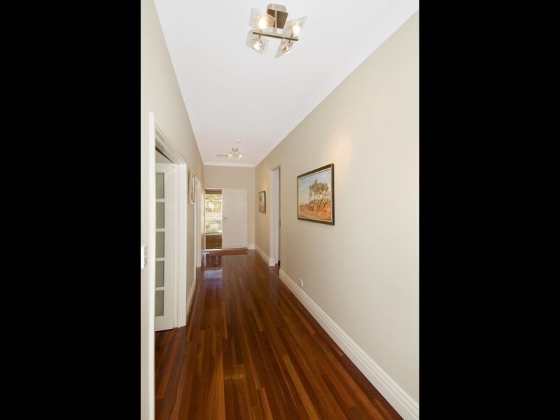 44 Grandmere Parade, Meadow Springs WA 6210