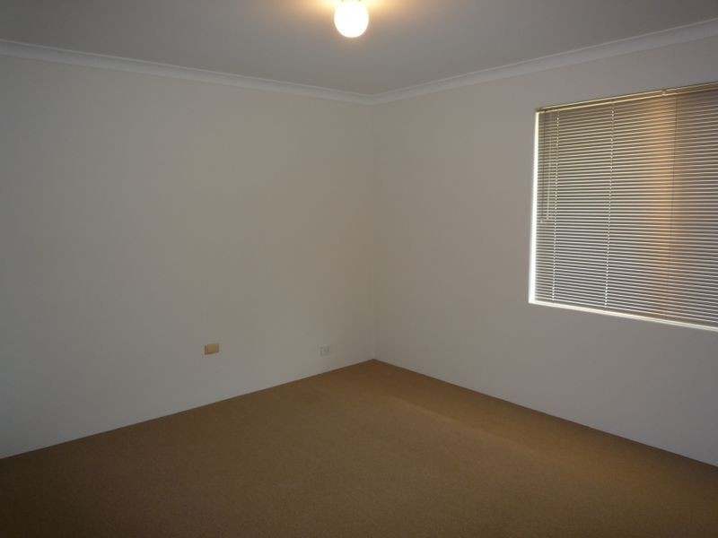 17B Balmoral Parade, Halls Head WA 6210