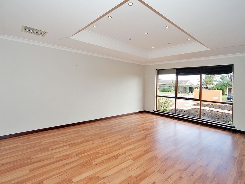 39 Perseus Street, Silver Sands WA 6210