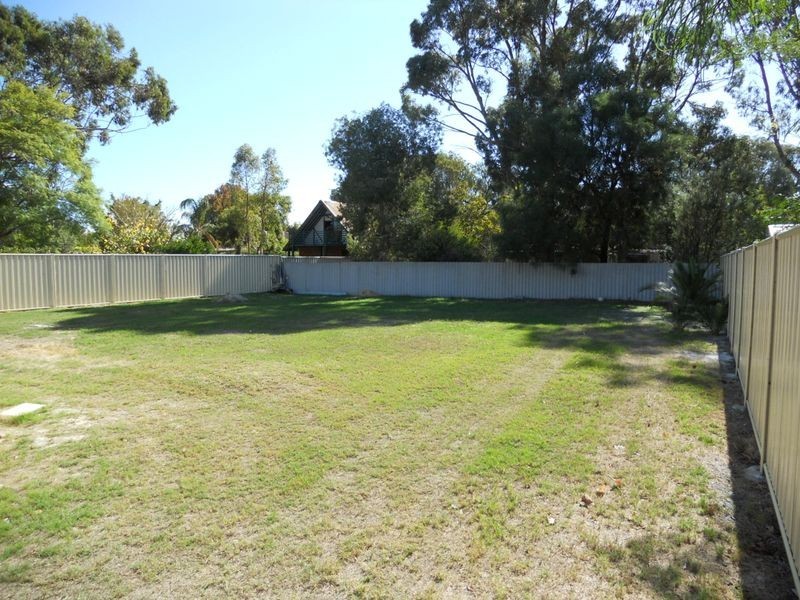 12A Peel Parade, Coodanup WA 6210