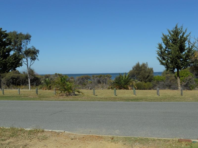 12A Peel Parade, Coodanup WA 6210