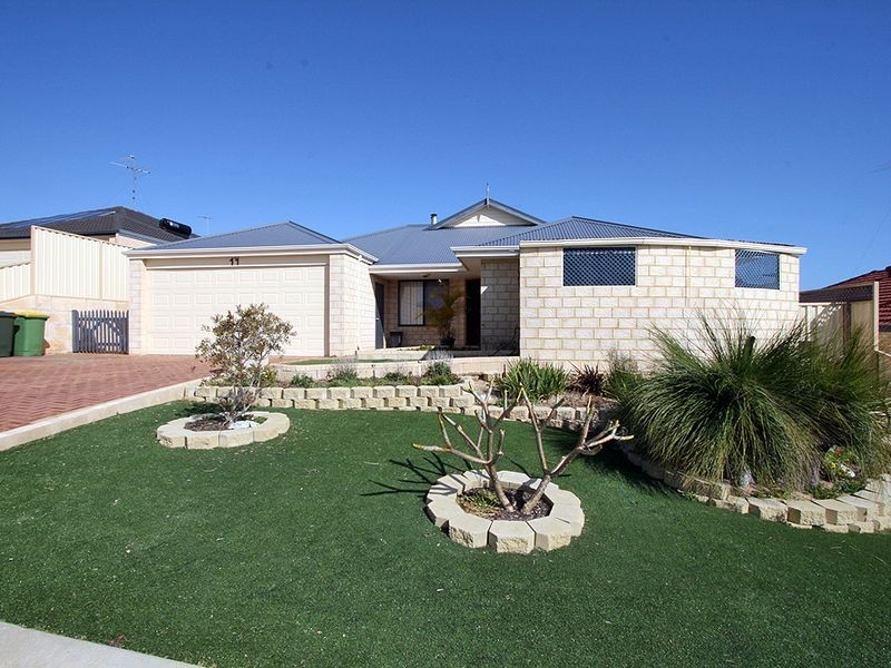 11 Tammin Court, Dawesville WA 6211