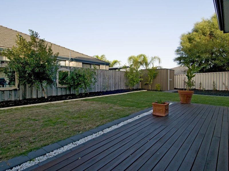 29 Bookleaf Loop, Halls Head WA 6210