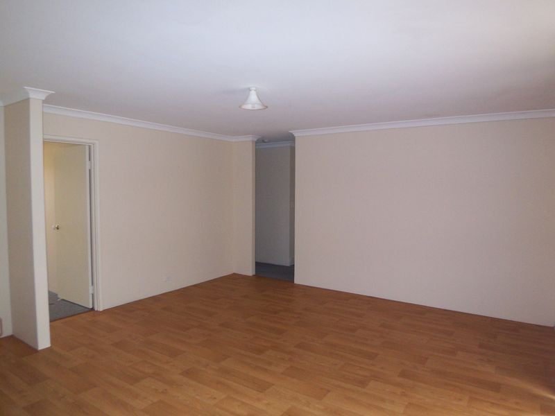 1/6 Bucentaur Place, Halls Head WA 6210