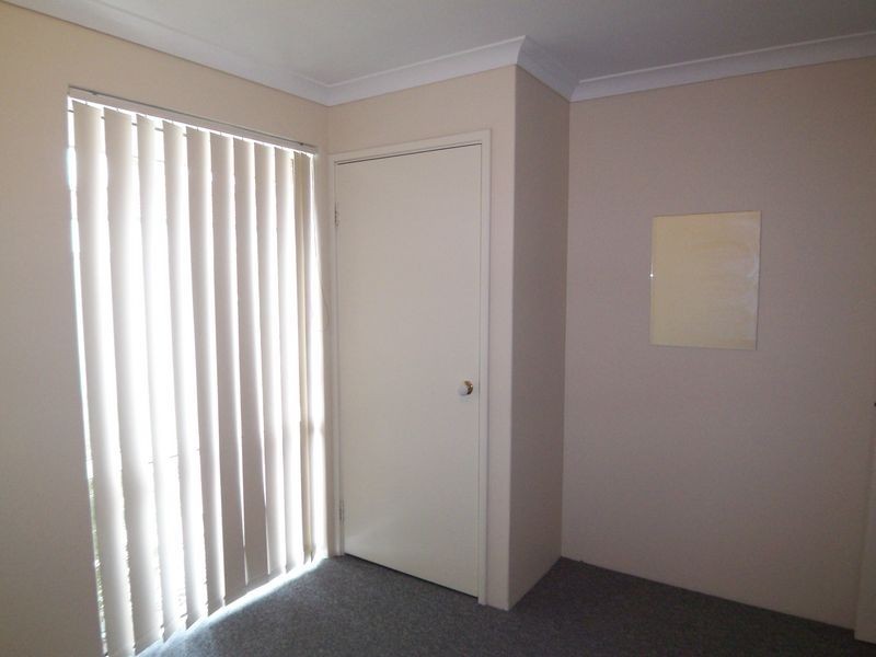 1/6 Bucentaur Place, Halls Head WA 6210