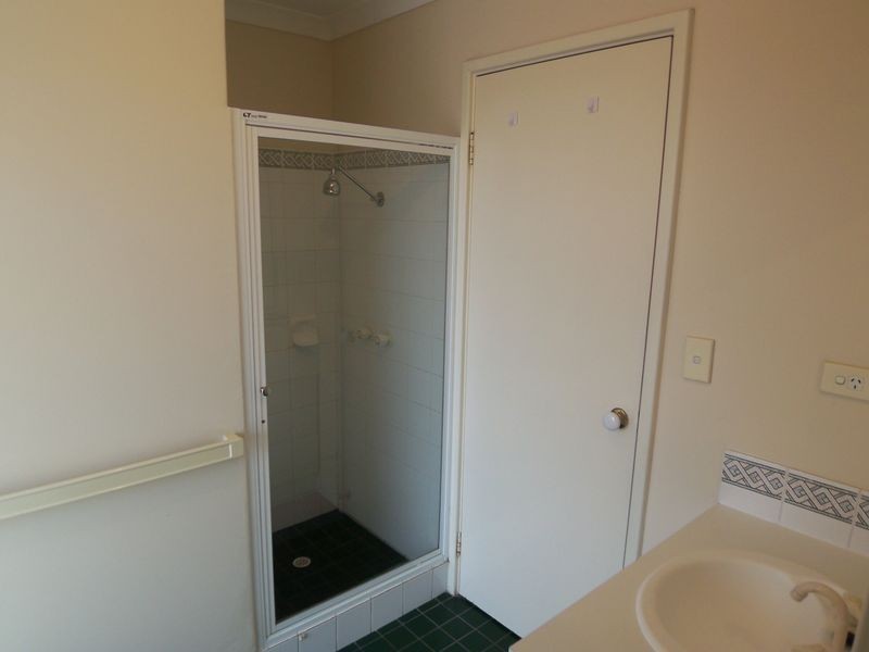 1/6 Bucentaur Place, Halls Head WA 6210