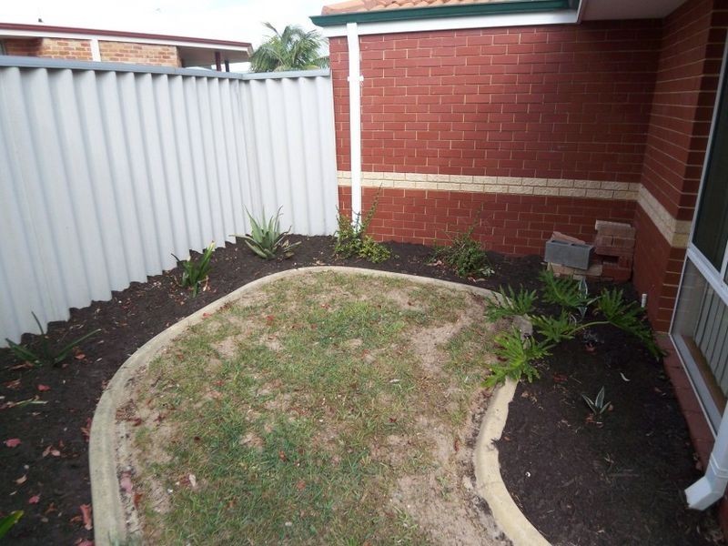 1/6 Bucentaur Place, Halls Head WA 6210