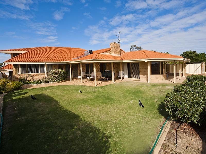 2 Merindah Meander, Falcon WA 6210
