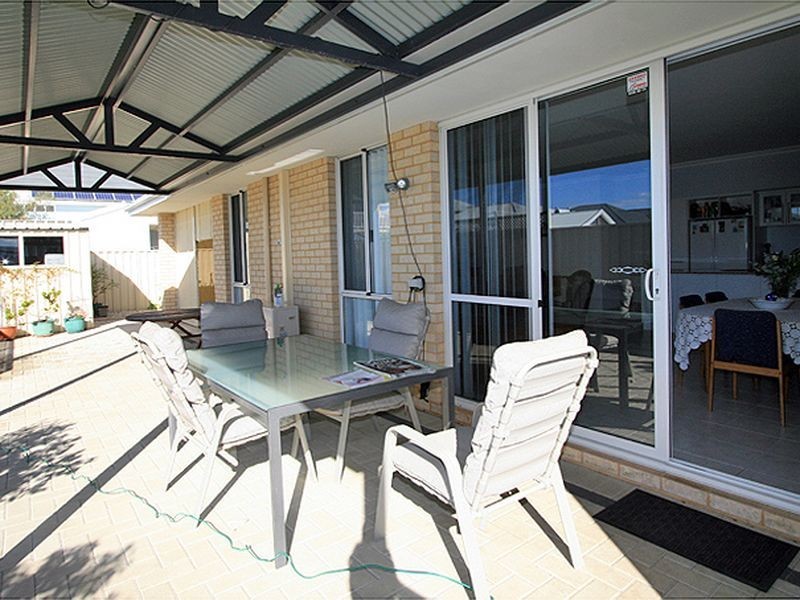 10 George Hibbert Road, Madora Bay WA 6210