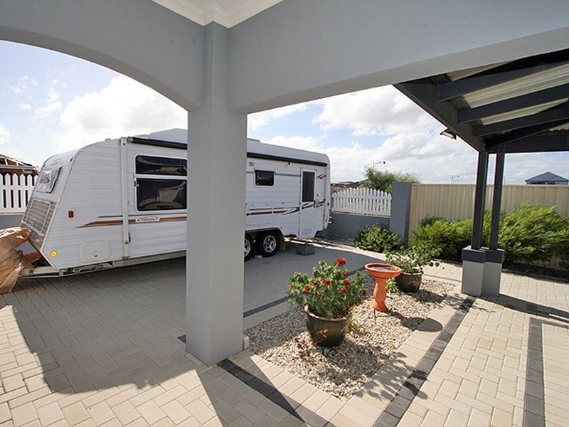 10 George Hibbert Road, Madora Bay WA 6210