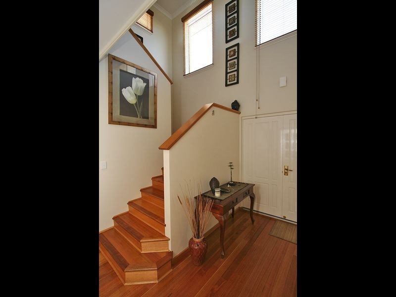 27 Ronsard Drive, San Remo WA 6210