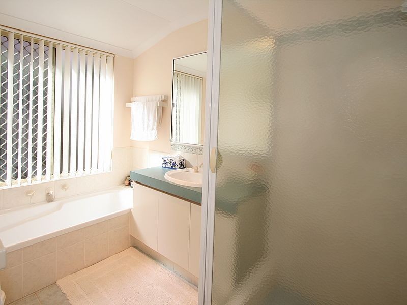 71 Casuarina Drive, Halls Head WA 6210