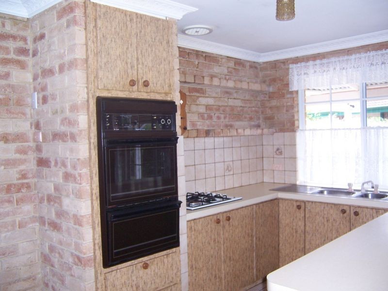 22 Glencoe Parade, Halls Head WA 6210