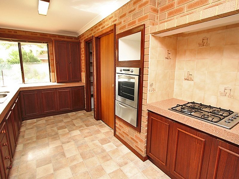 5 Talia Place, Dudley Park WA 6210