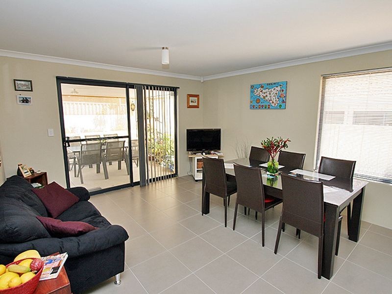 9 Pinkett Close, Dawesville WA 6211