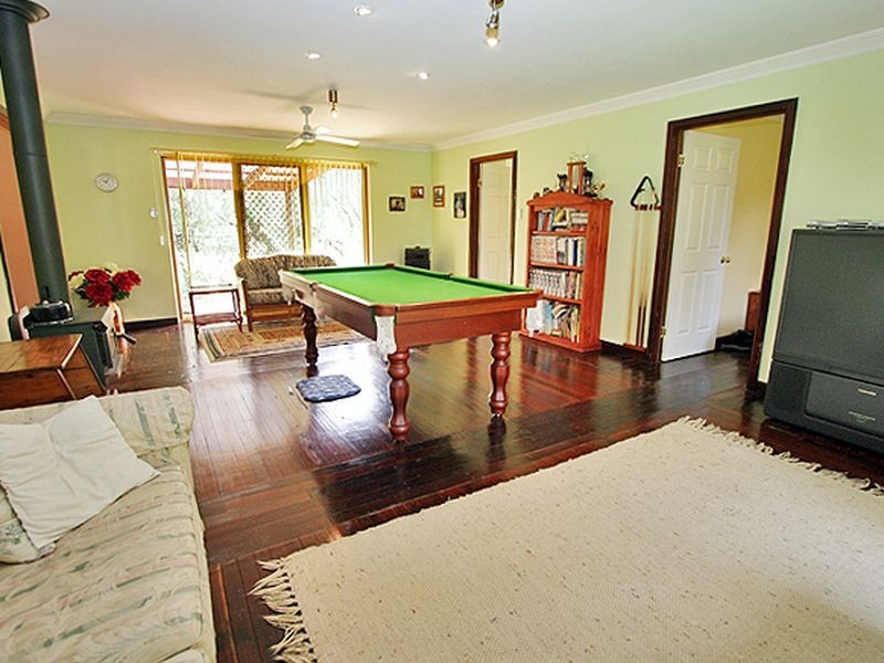 1989 Lakes Road, North Dandalup WA 6207